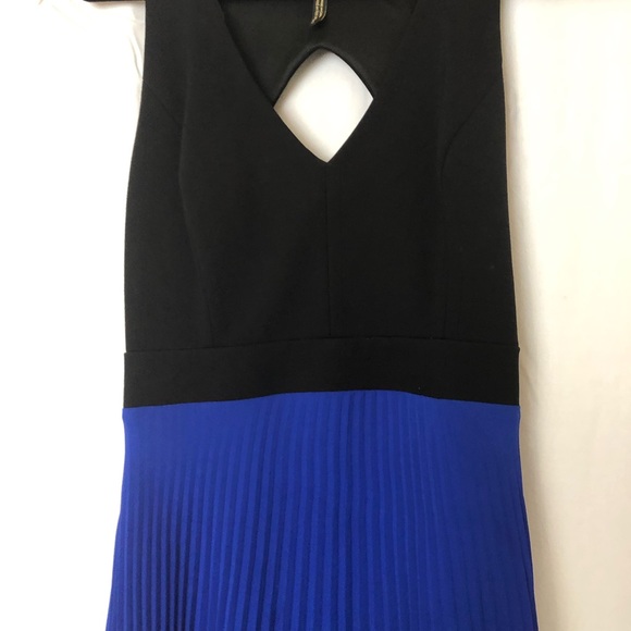 Laundry by Shellli Sargali Los angels pleated chiffon gown : maxi dress blue - Picture 10 of 11